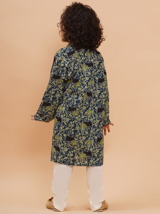 Boys Floral Printed Pure Cotton Straight Kurta with Pyjamas