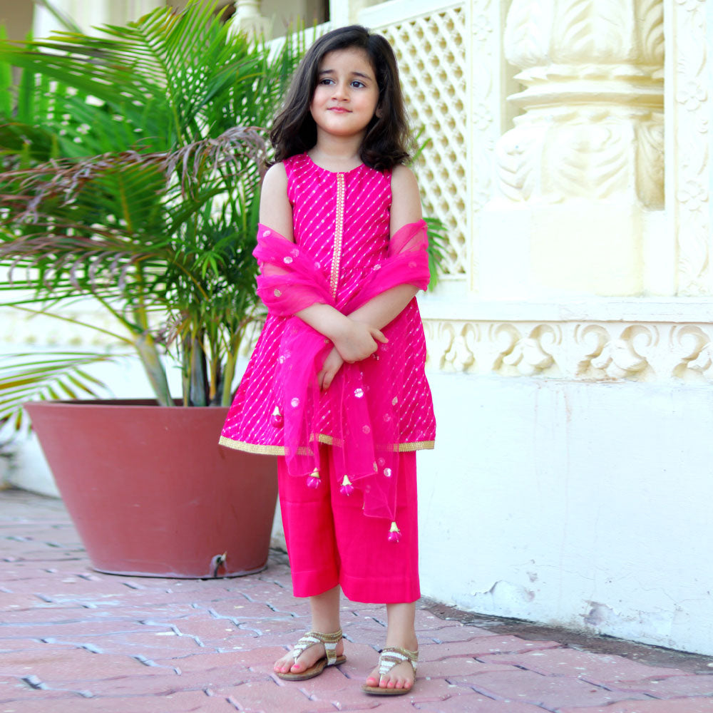 Girls Pink Gota Patti Kurta And Pants Set With Dupatta