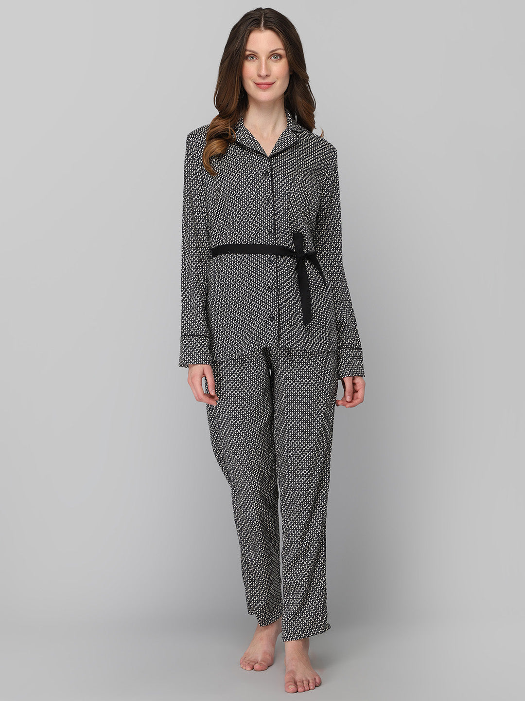 DRAPE IN VOGUE Women Black & White Printed Night suit