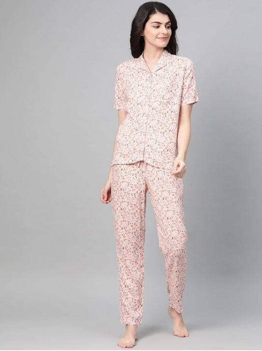 Women Peach-Coloured &amp; Off-White Printed Nightsuit