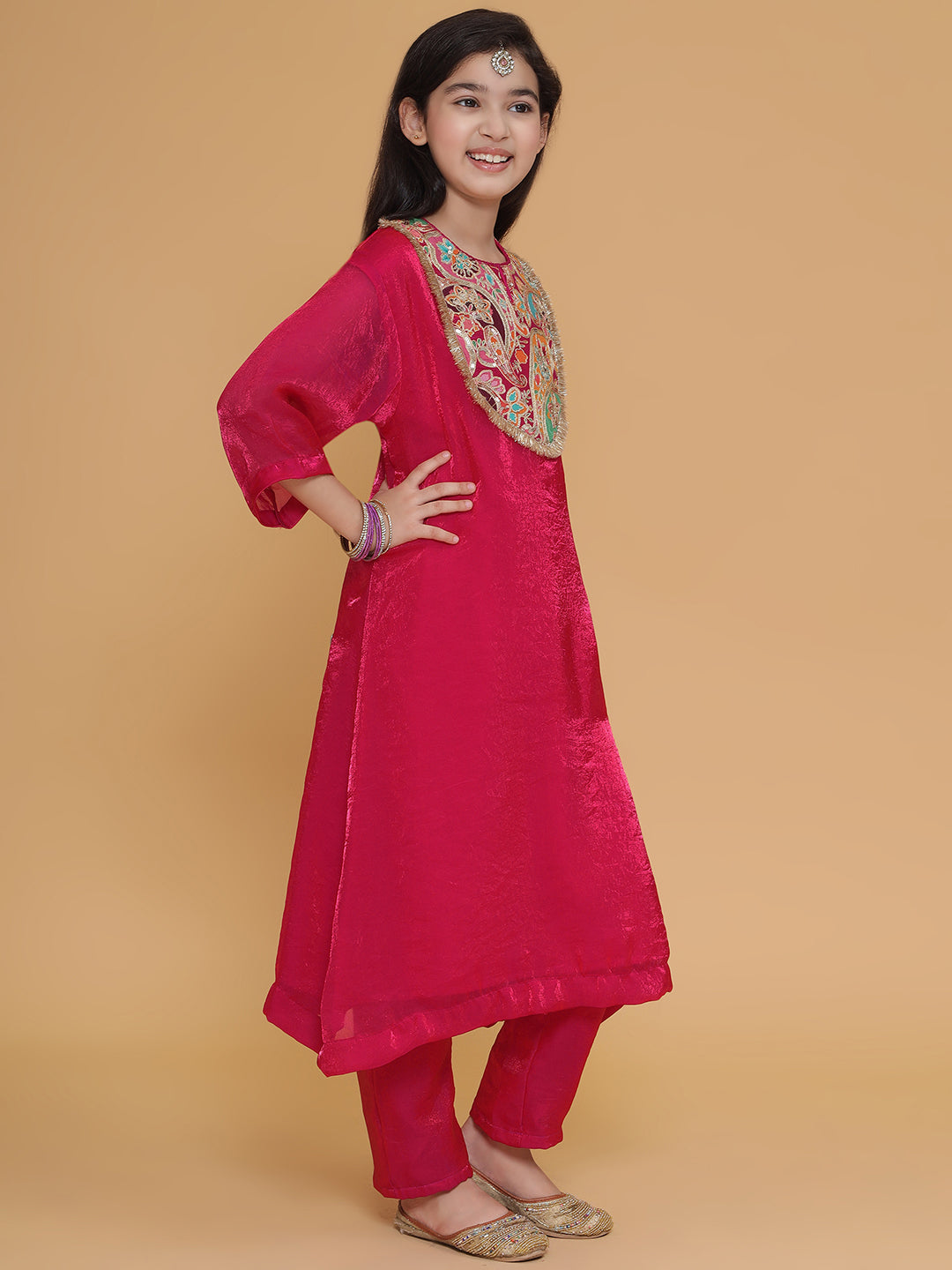 Girls Fuchsia Pink Tissue Kurta And Pant Co-Ord Set