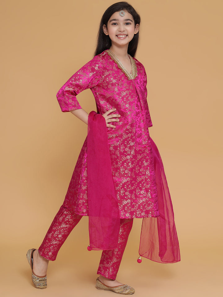 Girls Pink Brocade Silk Kurta And Pants Set With Dupatta
