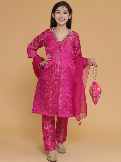 Girls Pink Brocade Silk Kurta And Pants Set With Dupatta