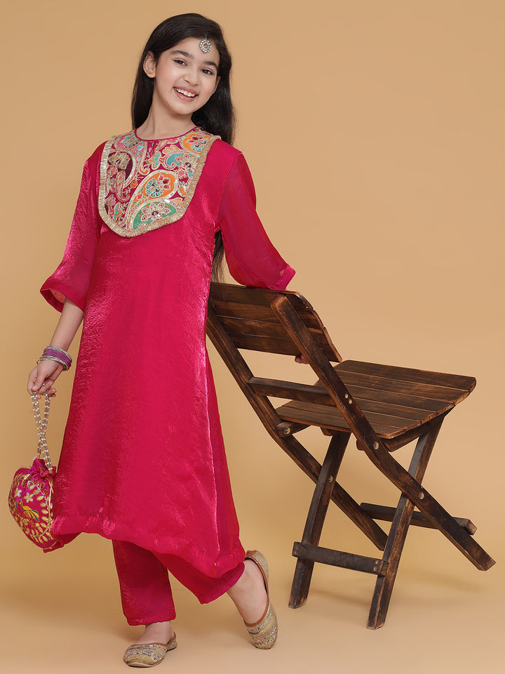 Girls Fuchsia Pink Tissue Kurta And Pant Co-Ord Set
