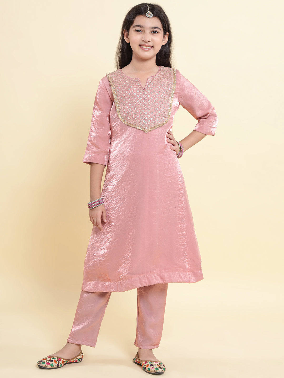 PICCOLO Tisue Silk Embroidered Kurta With Pant-Peach