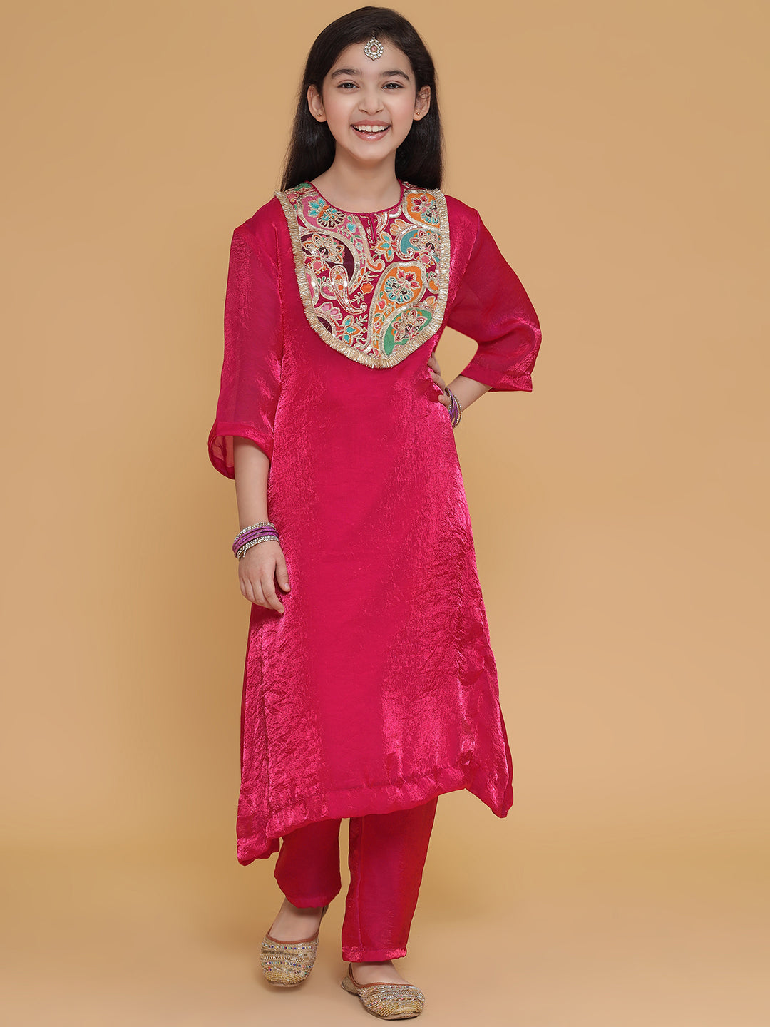 Girls Fuchsia Pink Tissue Kurta And Pant Co-Ord Set