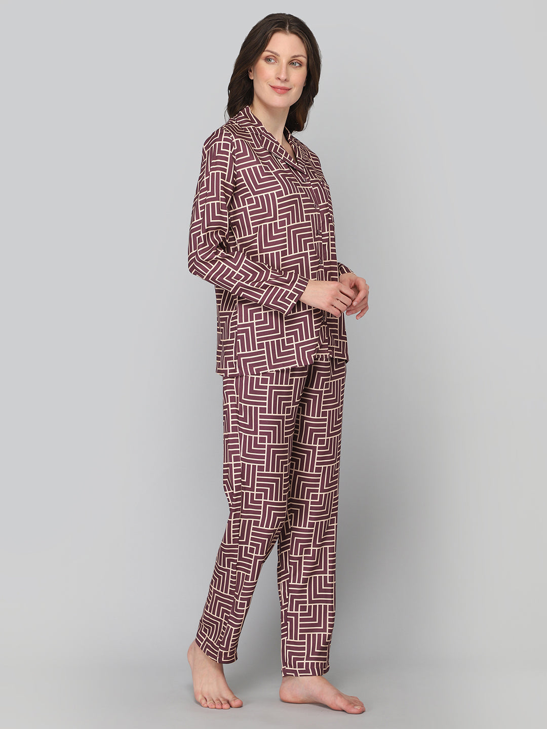 DRAPE IN VOGUE Women Maroon &amp; Beige Printed Night suit