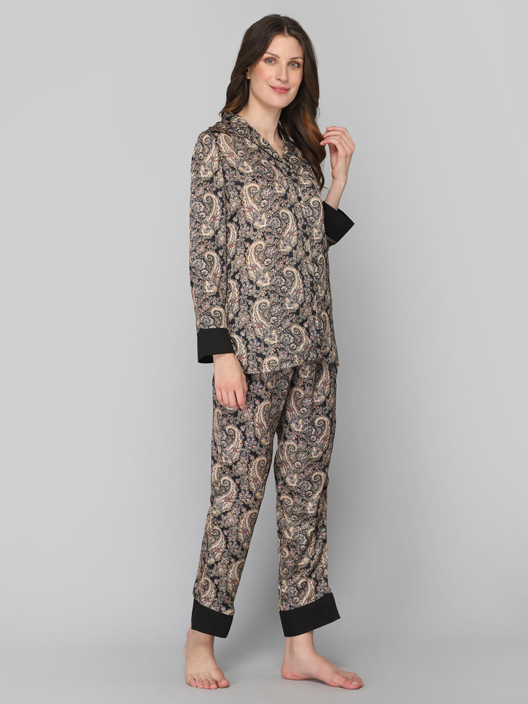 DRAPE IN VOGUE Women Black &amp; Brown Printed Night Suit