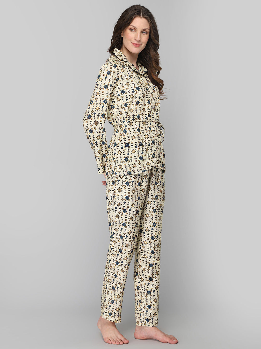 DRAPE IN VOGUE Women Cream-Coloured &amp; Navy Blue Printed Night suit