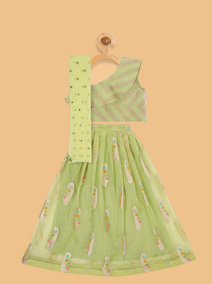 Girls Green &amp; Gold-Toned Ready To Wear Lehenga &amp; Blouse With Dupatta set