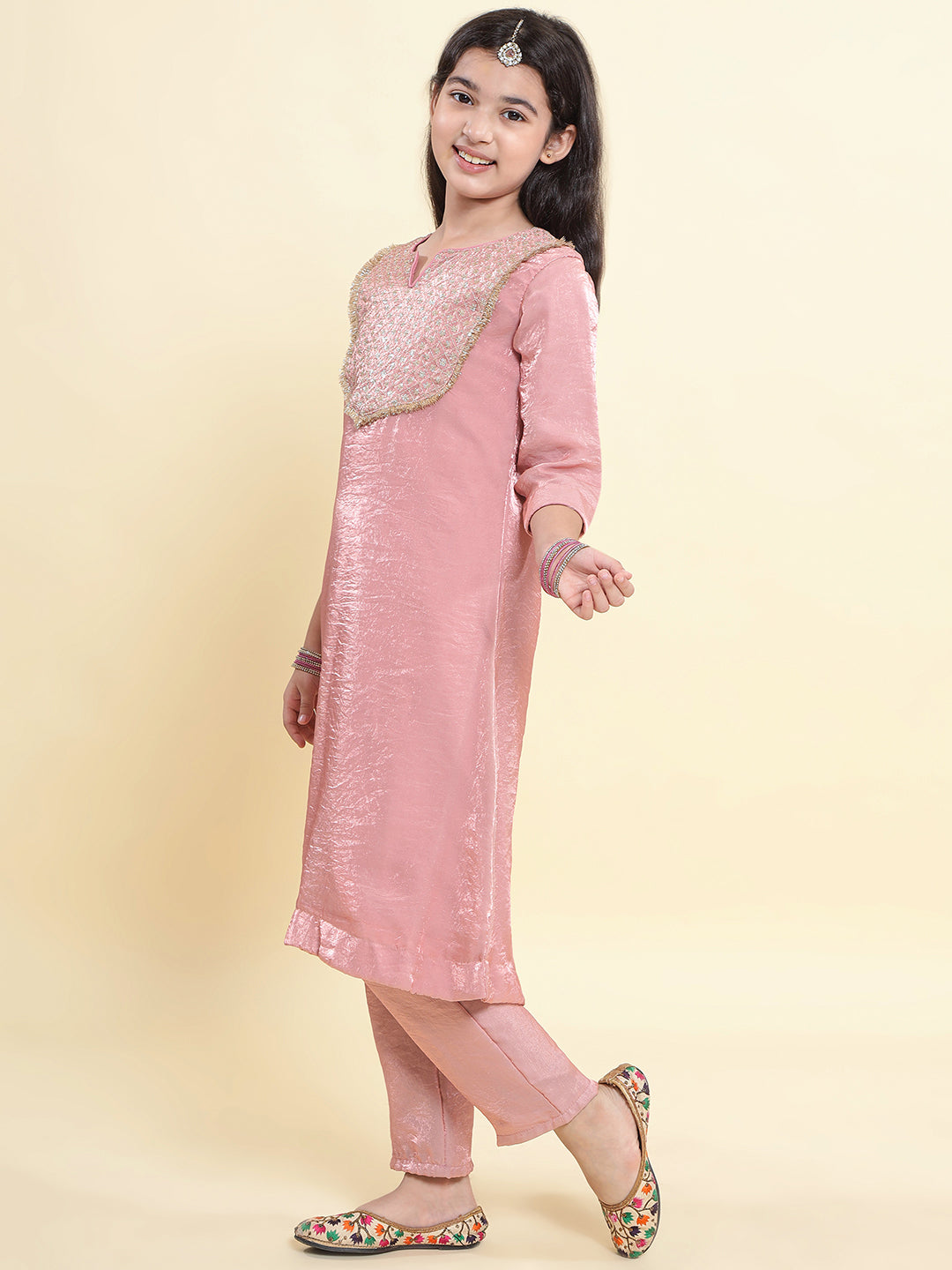 PICCOLO Tisue Silk Embroidered Kurta With Pant-Peach