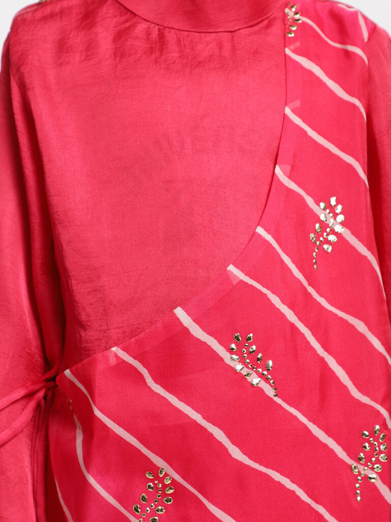 Pink Lehriya Panel Kurta With White Payjama Set