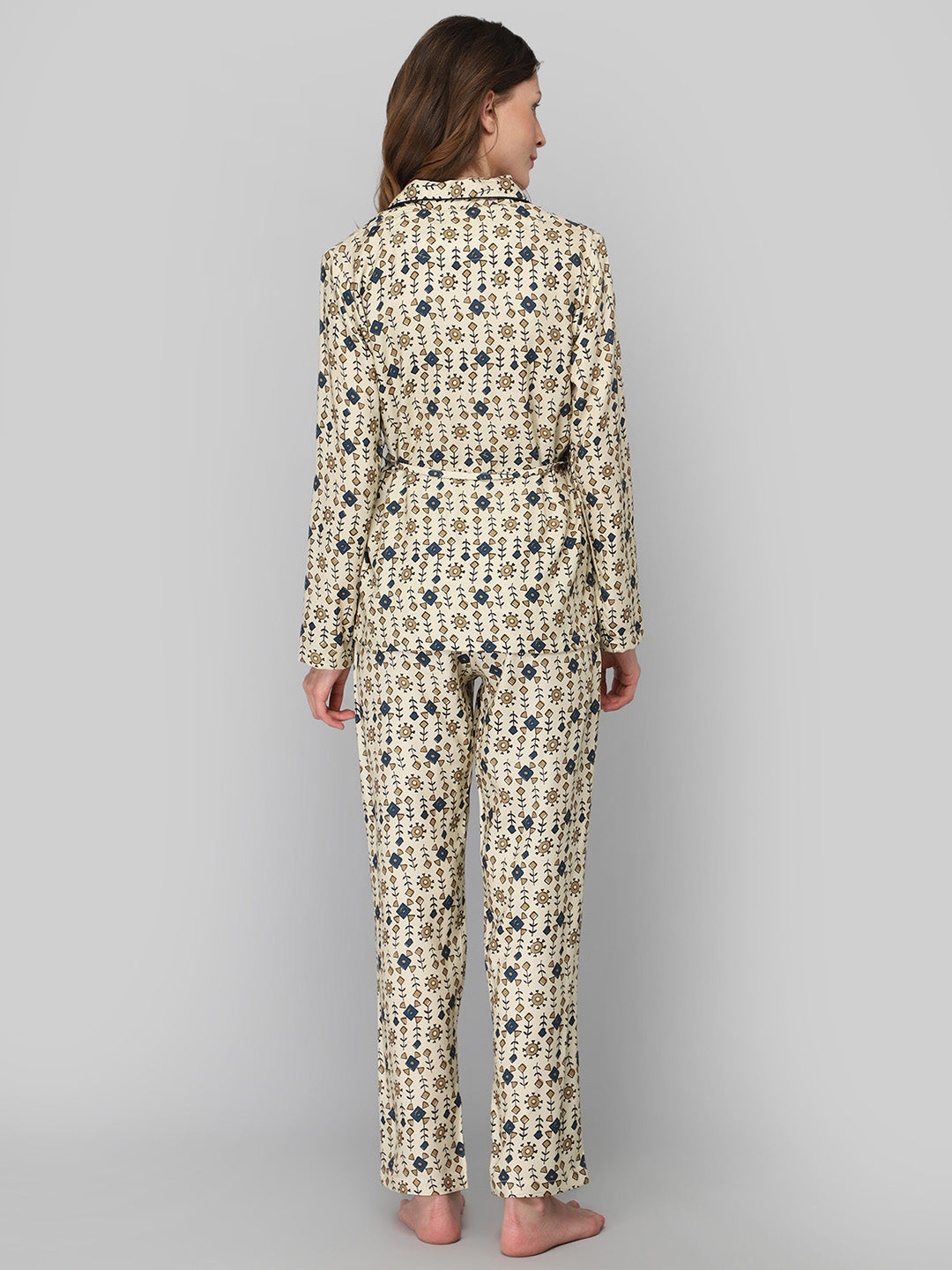DRAPE IN VOGUE Women Cream-Coloured &amp; Navy Blue Printed Night suit