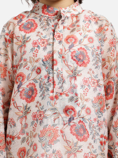 Off White Kurta Payjama Set Enhance With Floral Print