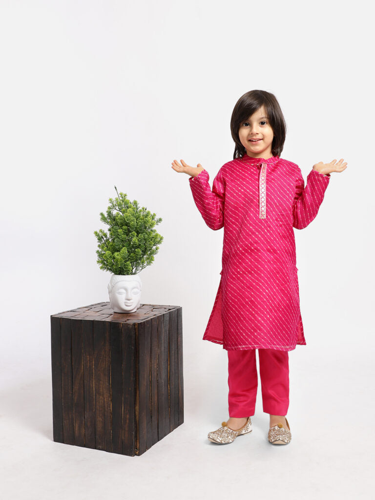 Pink Printed Full Sleeve Kurta Pyjama Set