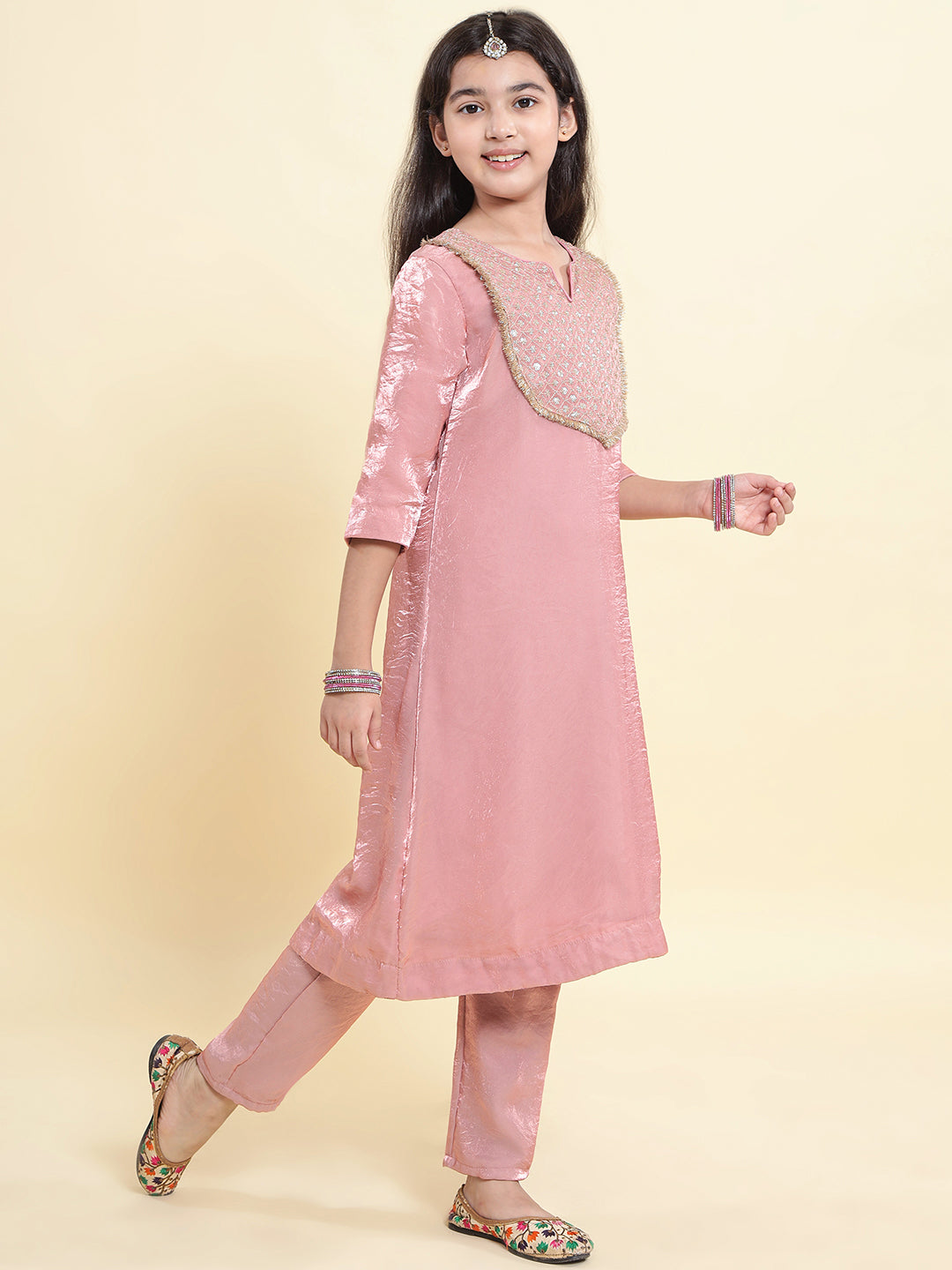 PICCOLO Tisue Silk Embroidered Kurta With Pant-Peach