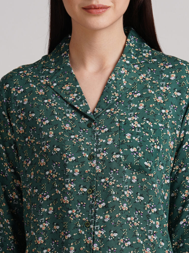 Drape In Vogue Women Green &amp; Black Printed Night Suit
