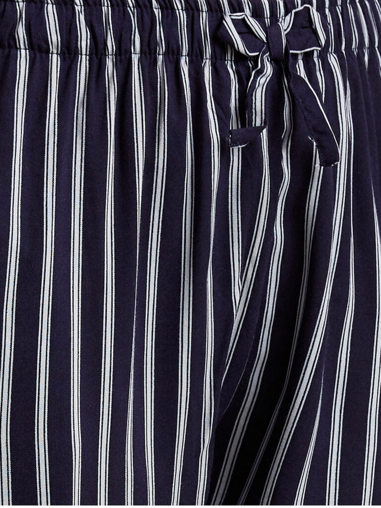 Women Black &amp; White Striped Nightsuit