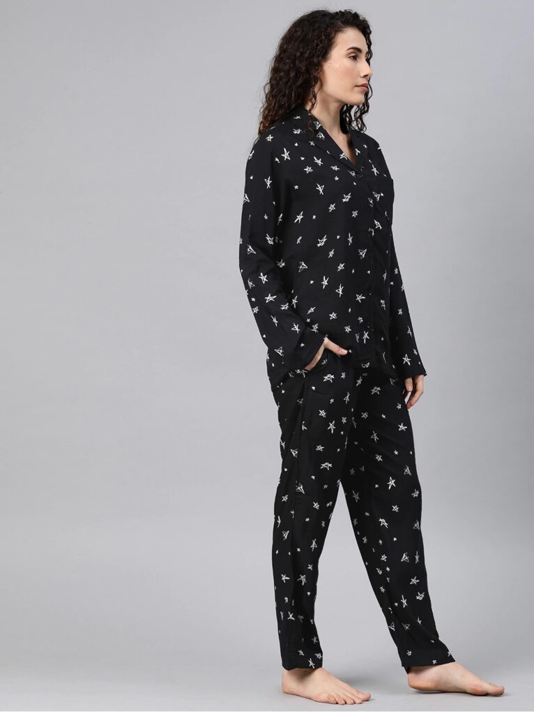 Women Black &amp; White Conversational Printed Night Suit