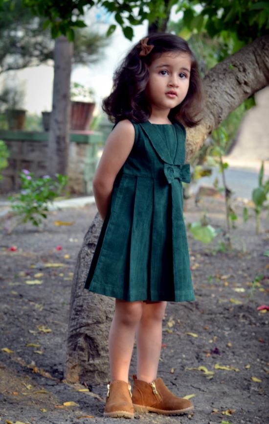 Green Plated Dress with Cute Attached Bow