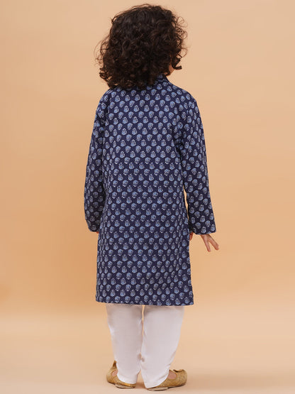 Boys Floral Printed Pure Cotton Straight Kurta with Pyjamas