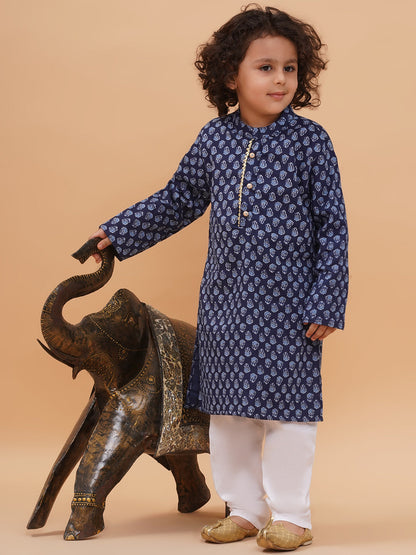 Boys Floral Printed Pure Cotton Straight Kurta with Pyjamas