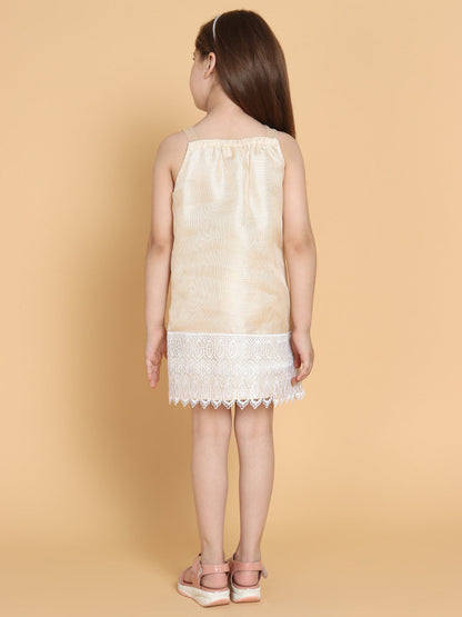 Piccolo - Jute Dress with Lace and Bow Detail