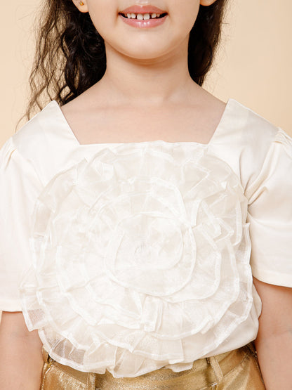 Piccolo-Shorts With Flower Detailed Top-Gold,lvory