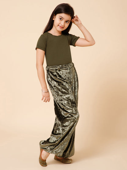 Girls Round Neck Tshirt With Straight Trousers