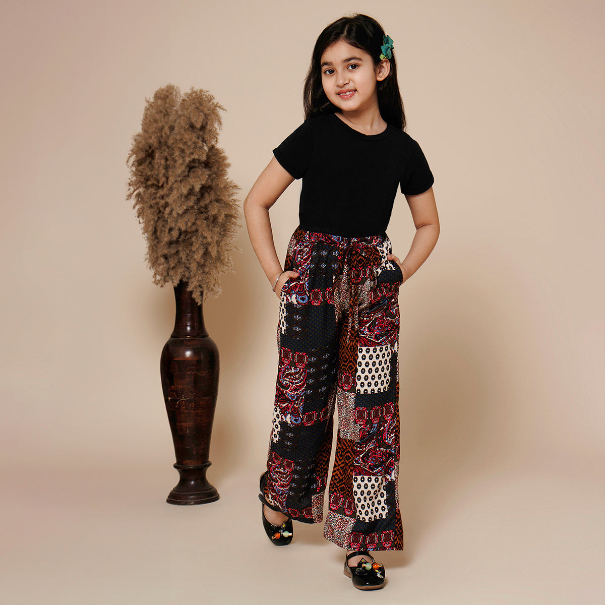 Elasticated Parallel Pant with Tee - Black