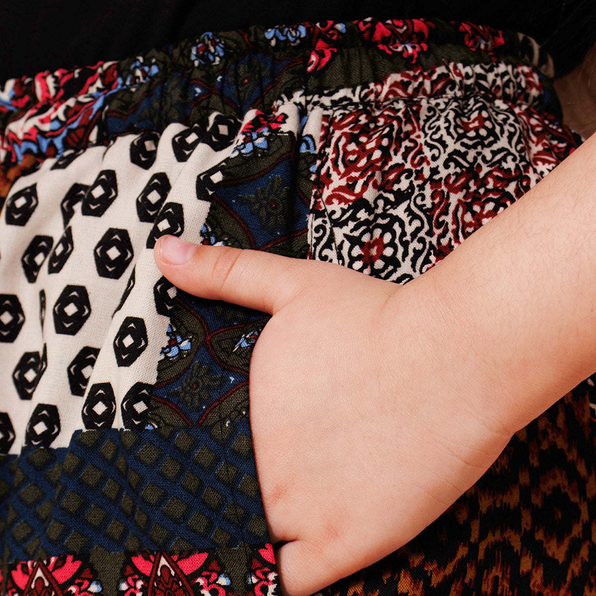 Elasticated Parallel Pant with Tee - Black