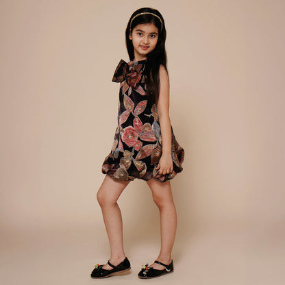 Bow Detailed Sleeveless Dress-Black