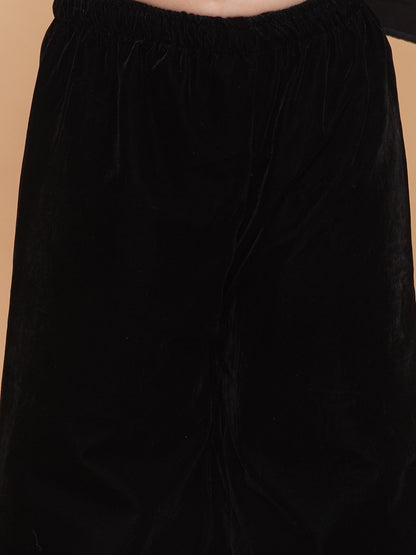 Girls Black Velvet Kurta And Pants Set With Tissue Dupatta