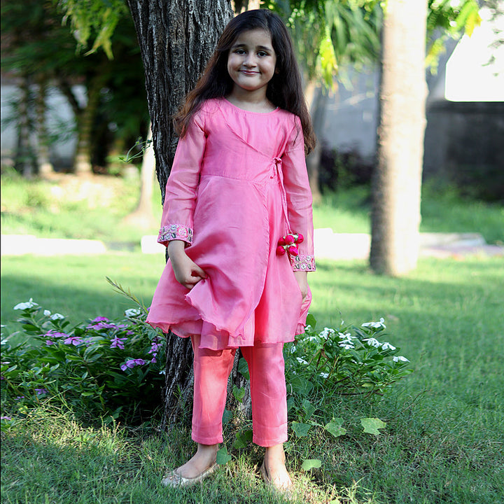 Pink Bow Applique Full Sleeve Kurta Pyjama Set